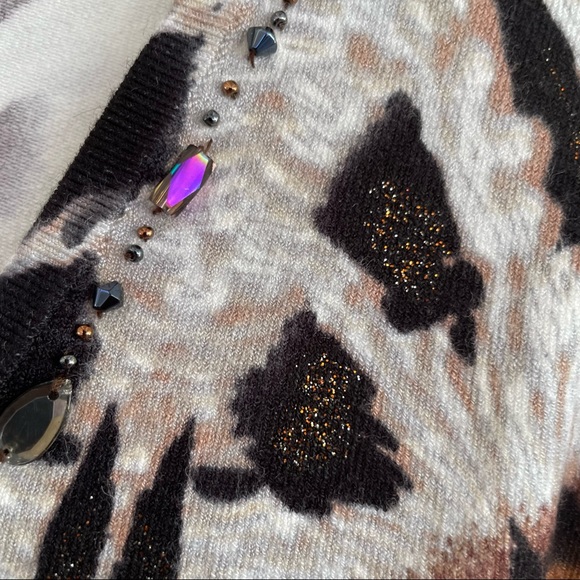 90s & Y2K ALBERTO MAKALI Leopard Print Glitter Rhinestone Embroidered Sweater - Picture 7 of 11
